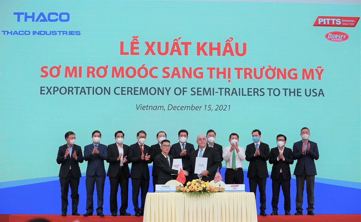 1. Lễ xuât khẩu sơ mi rơ moóc sang thị trường Mỹ-edit.jpg