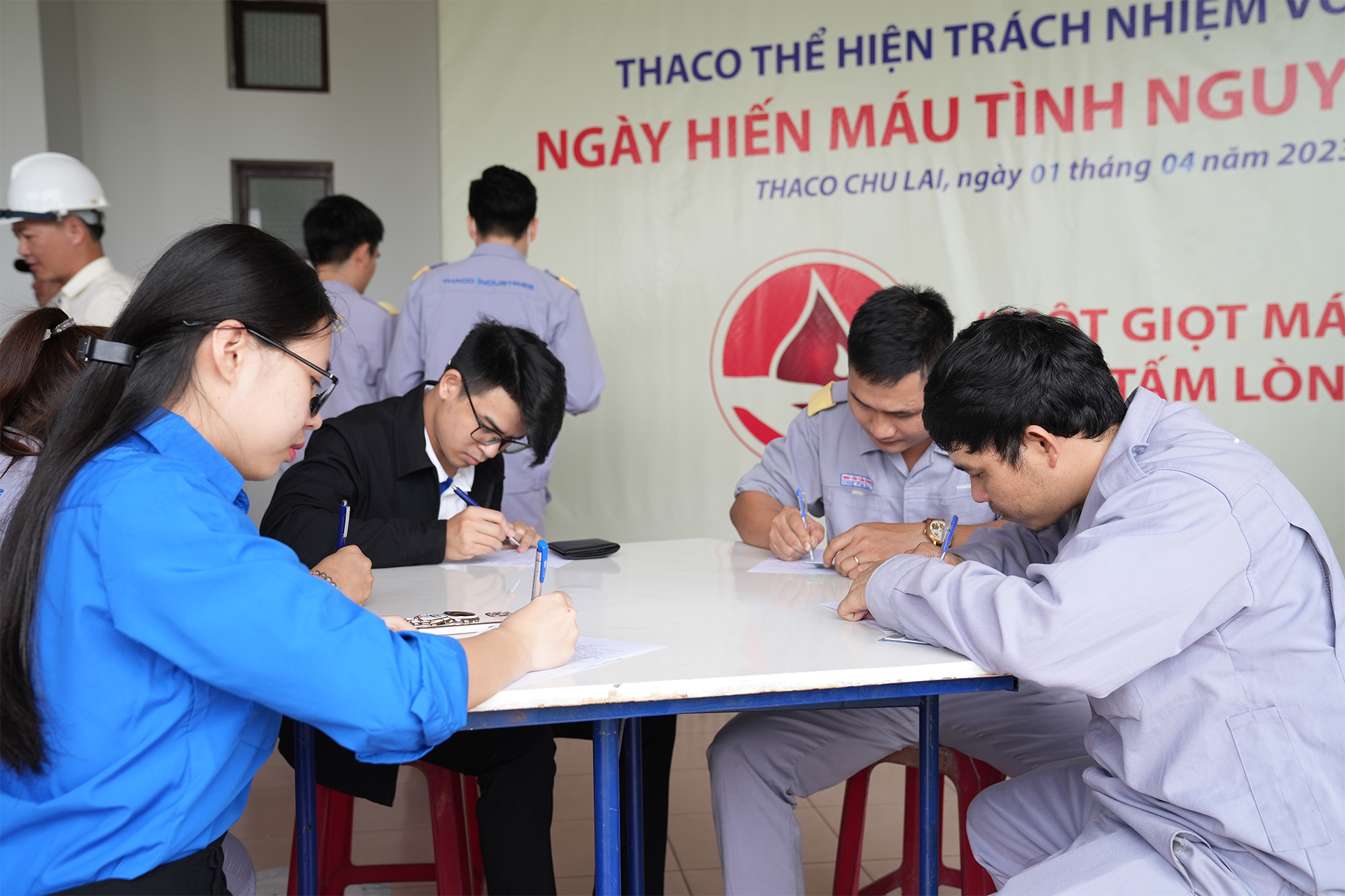 Hơn-700-CBNV-THACO-Chu-Lai-tham-gia-hiến-máu-nhân-đạo