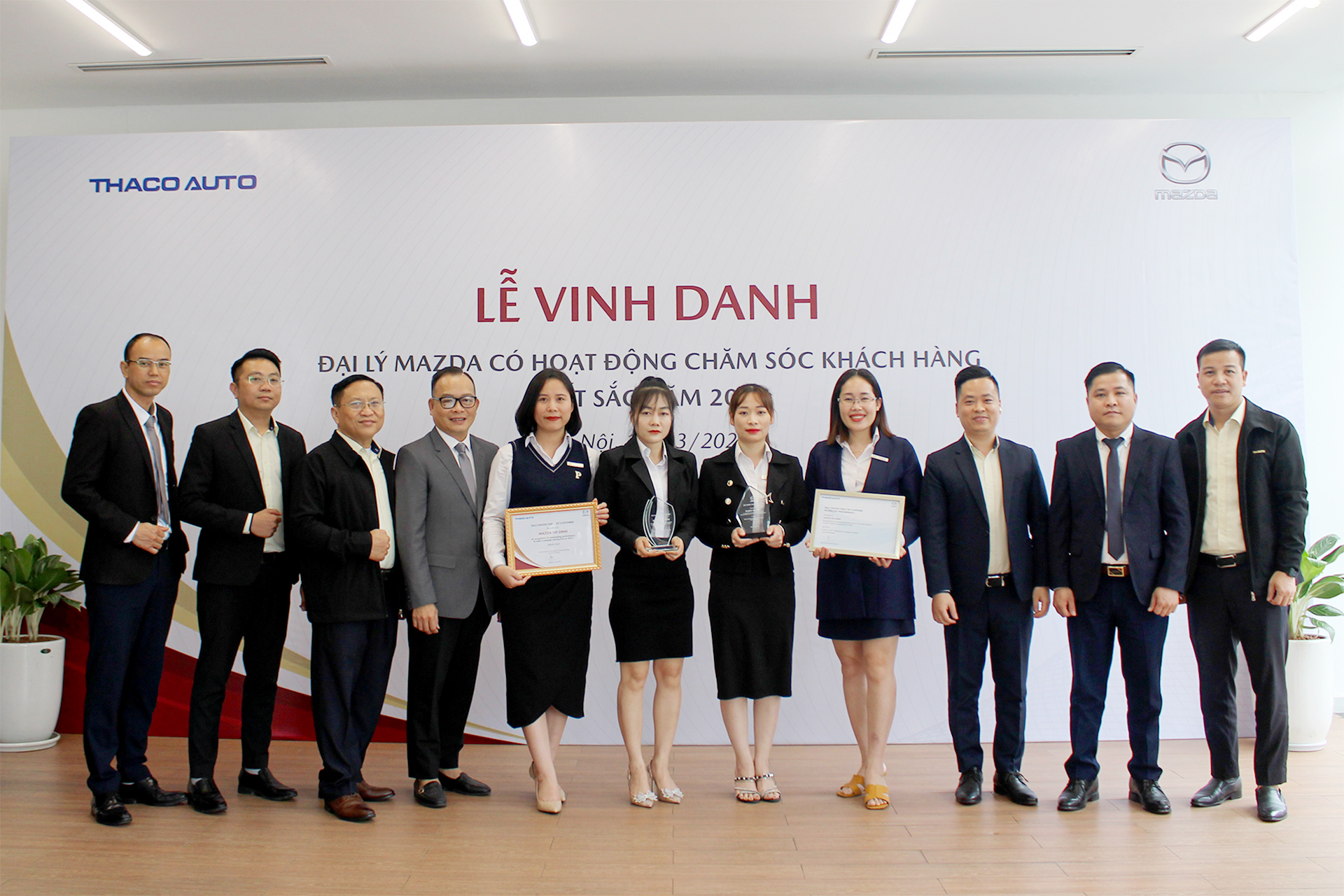 Mazda-Việt-Nam-vinh-danh-đại-lý-Chăm-sóc-khách-hàng-tốt-nhất-năm-2022-2